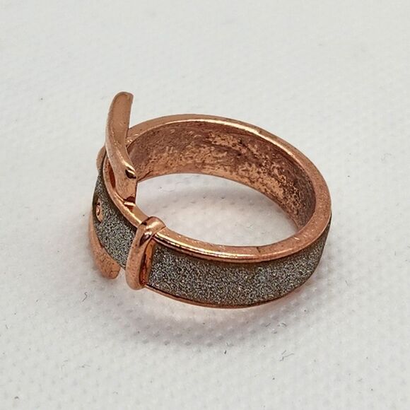 🩵Charming Charlie Rose Gold Tone Belt Buckle Ring Size 9 - Picture 7 of 11